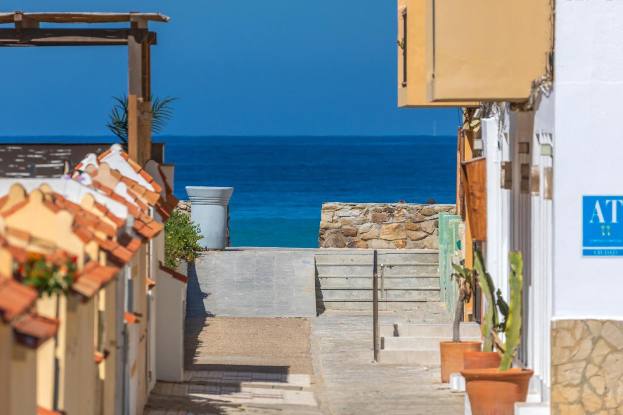 Malabau Beach House Тарифа Экстерьер фото